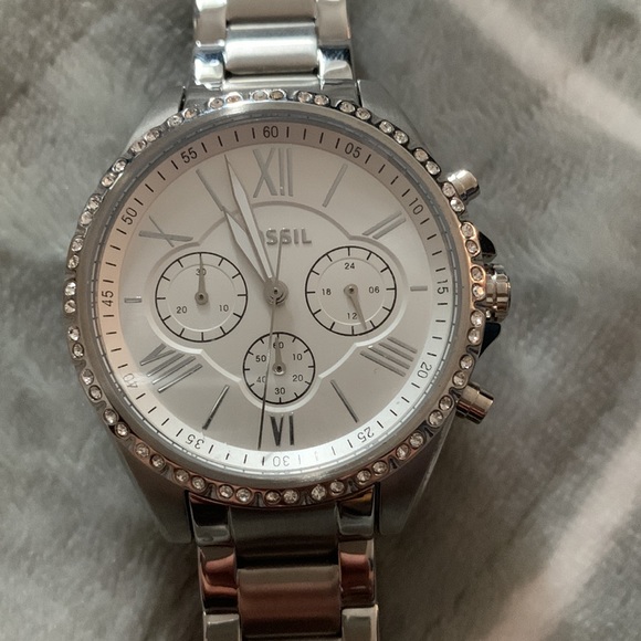 Silver Fossil Watch - Picture 2 of 2